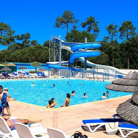 Camping Cote O L'estanquet مكان تخييم 4*